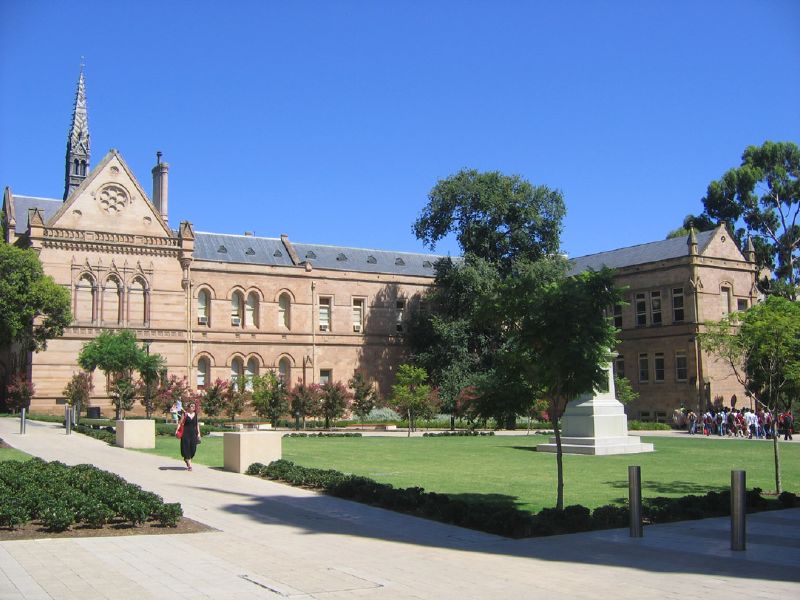 阿德莱德大学